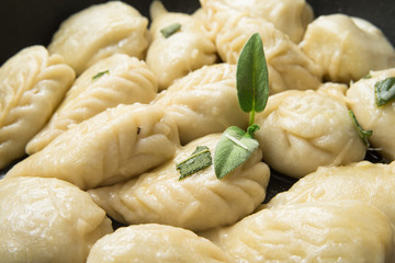 Culurgioni in padella, Cucina della Sardegna