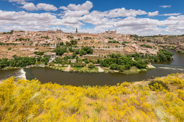 Fototapeta premium Toledo, Spain old town city skyline