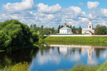 Obraz premium The Holy spirit of Jacob Borovichi monastery. the city of Borovichi, Novgorod oblast, Russia