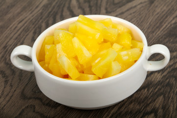 Canned pineapple