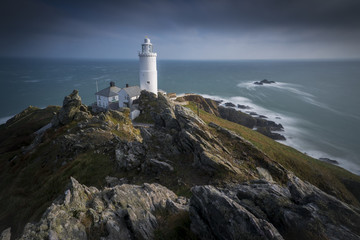 Fototapeta na wymiar Start Point Lighthouse in Devon.