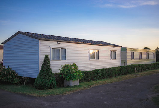 รูปภาพTrailerPark เลือกดูภาพถ่ายสต็อก เวกเตอร์ และวิดีโอ21 Adobe Stock