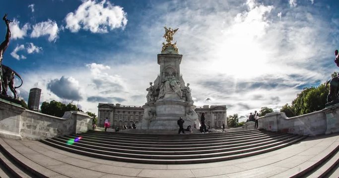 Buckingham Palace Time Lapse