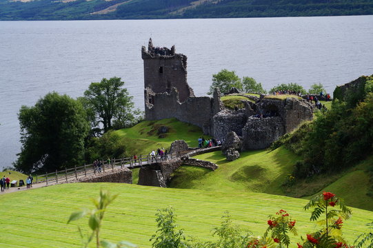 chateau loh ness