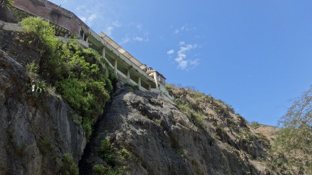 la cruz de motupe (cerro Chalp&oacute;n de Motupe)