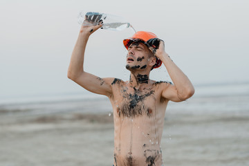 the worker extracts water in the desert