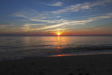 Fototapeta na wymiar Sunset on Higbee Beach Shore