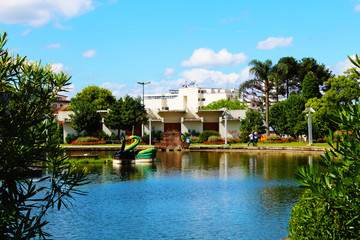 Obraz premium City Lake