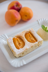 Aprikosenkuchen 