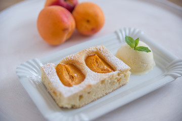 Aprikosenkuchen 
