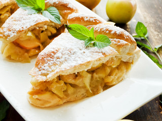 Sweet apple pie