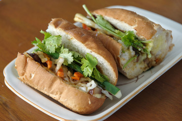  Vietnamese  bread banh mi