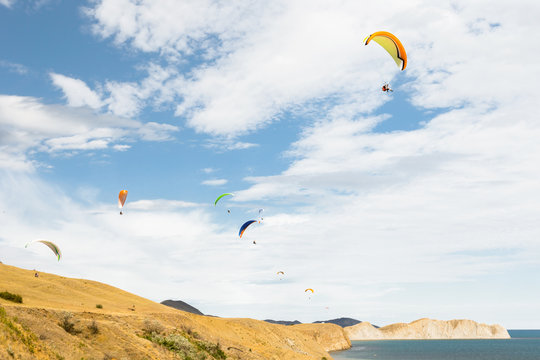 paraplane flying high up