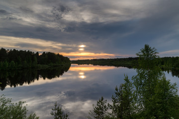 Fototapeta na wymiar Midnight sun in Lapland.
