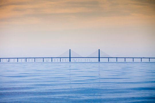 Fototapeta the oresund bridge between denmark and sweden