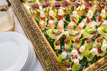 canapes