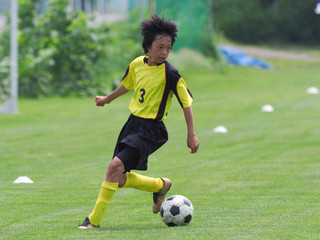 サッカー　フットボール © makieni