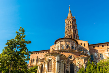 Fototapeta na wymiar Basilique Saint-Sernin à Toulouse, Occitanie, France