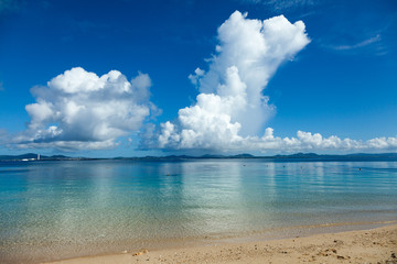 碧い海が広がる大泊ビーチ