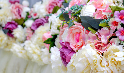 beautifull wedding flowers arrangement