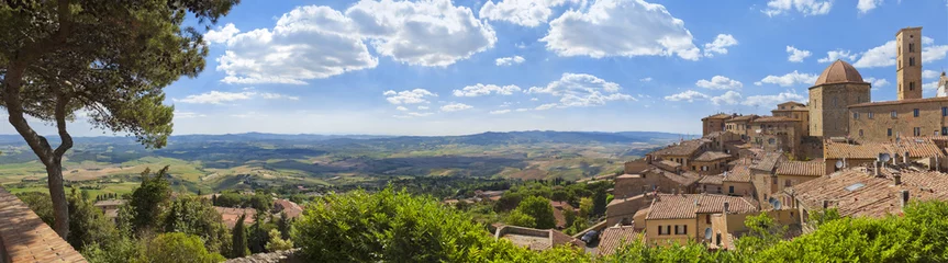Fototapeten Toskana-Panorama, Volterra im Chianti-Gebiet © Composer