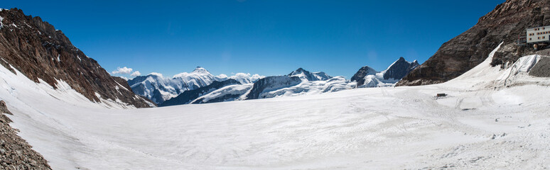 Fototapeta na wymiar Swiss mountains panorama (Jungfraujoch, Switzerland)