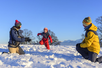 Familiengaudi im Schnee