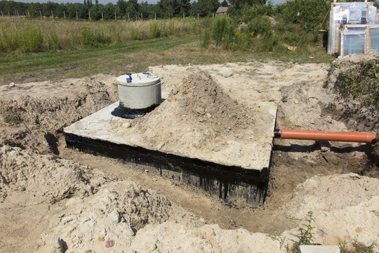 Concrete house cesspit or waste water tank