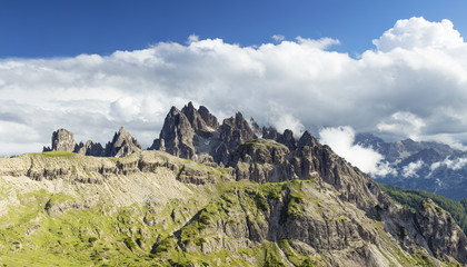 Obraz premium white clouds above rocks in Italy 
