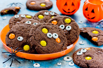 Spooky candy eyes cookies for Halloween - obrazy, fototapety, plakaty