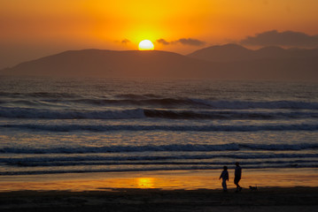 Fototapeta premium Golden Sunset on the beach