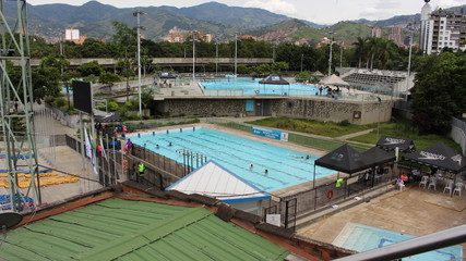 complejo náutico de piscinas en el circuito deportivo de Medellin