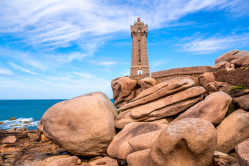 Phare de ploumanach, côte de granit rose