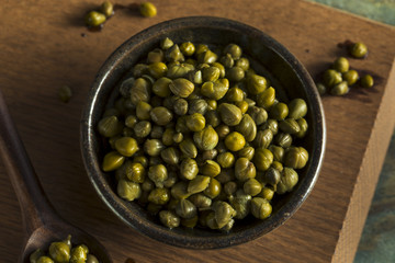 Raw Green Organic Marinated Capers