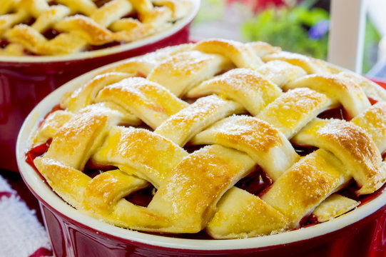 mini cherry pie