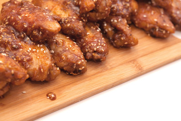 Chicken wings with sesame seeds