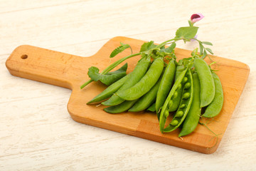 Ripe green peas