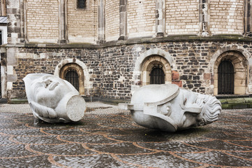 The heads of Saints Cassius and Florentius