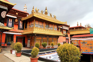 a Tibetan style palace, as part of Potala Palace, with many windows, curtain, Brick wall, Potala Palace square, Tibet Admiralty, golden chimes and Colored prayer

