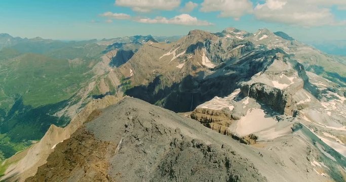 Cascada de Gabarnie desde pico Taillon Pirineos Huesca 