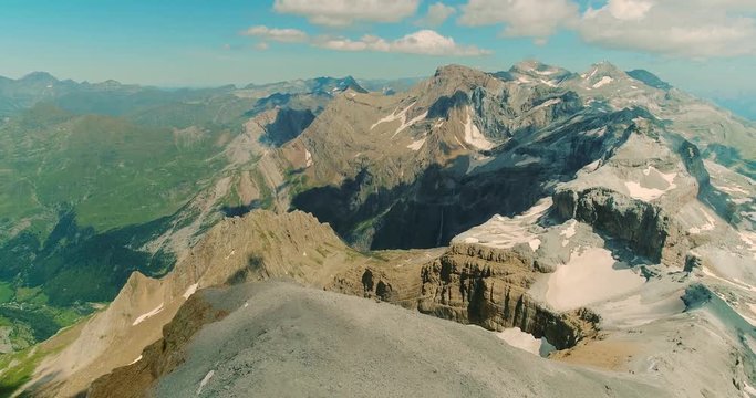 Valle y Cascada de Gabarnie desde pico el Taillon
