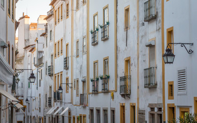 Buiding windows in Evora
