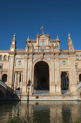 Spagna: l'edificio principale di Plaza de Espana, la piazza più famosa di Siviglia costruita nel...