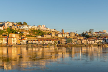Fototapeta na wymiar Douro River in Oporto