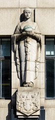 Statue on Adelaide House London