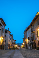 Saluzzo, Cuneo, ora blu