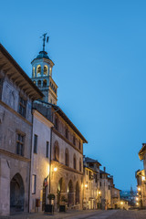 Saluzzo, Cuneo, ora blu