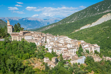 Fototapeta na wymiar Anversa degli Abruzzi, rural village in the province of L'Aquila, Abruzzo.