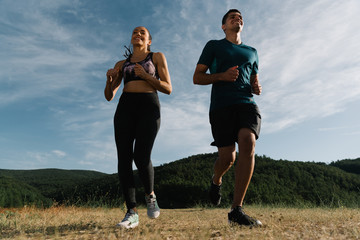 Young cross-country running enthusiasts training together