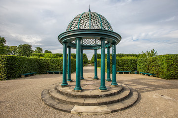 Kleiner Tempel in den Herrenhäuser Gärten in Hannover